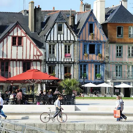Studio Convivial En Plein Coeur Du Centre Historique De Apartment Vannes